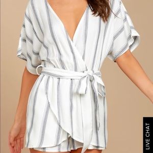 NWT lulu’s romper